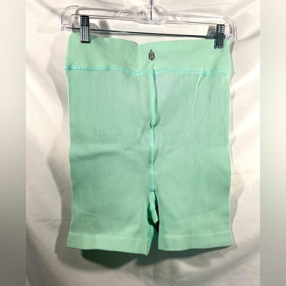 NEW Free People Free Throw Shorts Womens Active Ribbed Stretch Athleisure Sz L - Picture 8 of 11